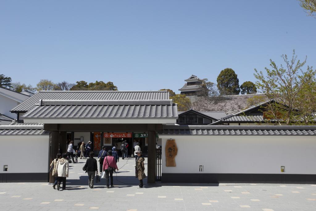Hotel Az Kumamoto Koshi Kita Bypass Bagian luar foto